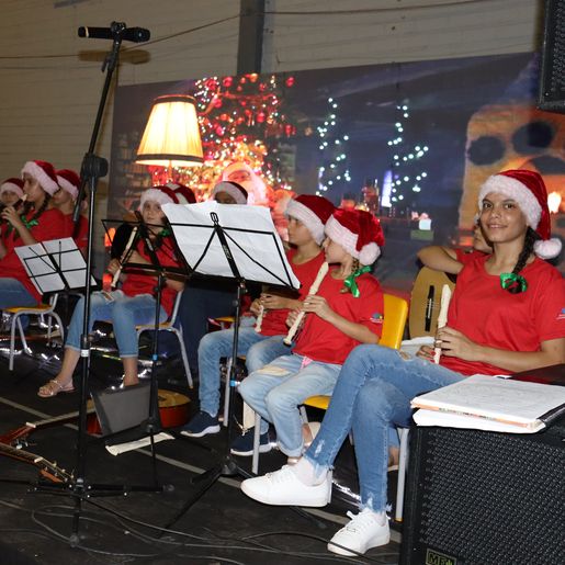 Santa Terezinha faz ação  de Natal com sorteio da campanha show de prêmios 2023