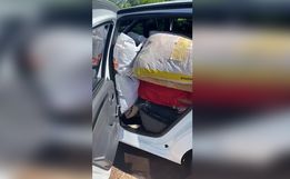 PMRv flagra carro transportando, oito crianças, três adultos e mais a mudança