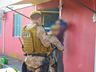 Após flagrar menor trabalhando, polícia fecha casa de prostituição na BR-282