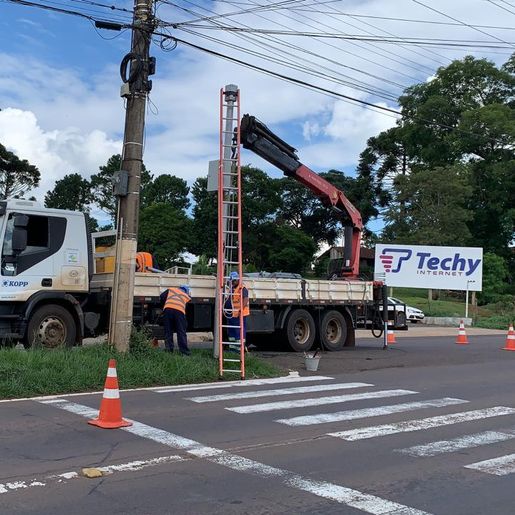 VÍDEO: Após lombadas eletrônicas, semáforos são retirados da Willy Barth