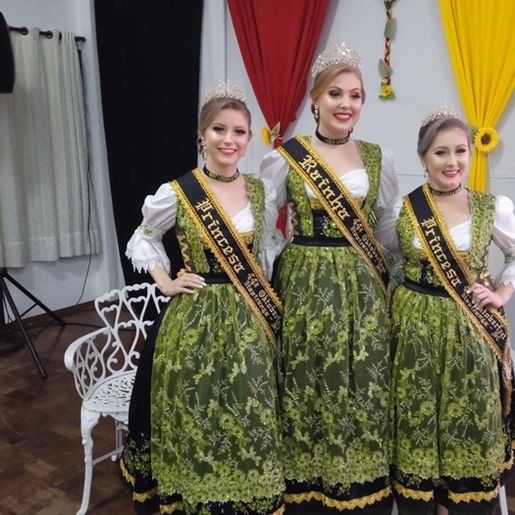 Lançado cartaz e traje oficial das soberanas da 44ª Oktoberfest de Itapiranga