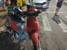 Colisão entre carro e moto deixa jovem ferida no centro de Itapiranga