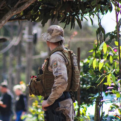 Homem com 16 passagens policiais é morto após invadir residência em Chapecó