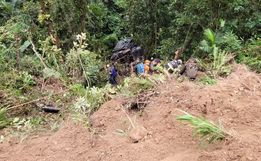 Caminhão do Exército cai em ribanceira em SC; acidente deixa 2 mortos e 39 feridos