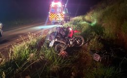 Homem morre e outro fica ferido por disparos de arma de fogo na BR-163