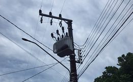 Vendaval deixa 90% da região de Itapiranga sem energia elétrica