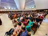 Fiéis lotam Igreja Matriz em celebração de véspera de Natal
