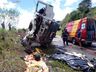 Tombamento envolvendo caminhão da região deixa um morto e dois feridos no Paraná