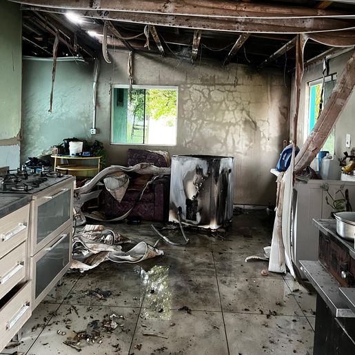 Incêndio atinge residência em Paraíso