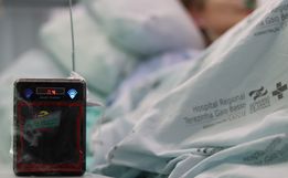 SMO: Projeto MúsicAlegra traz benefícios para pacientes da UTI no Regional 