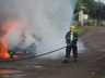 Incêndio destrói veículo próximo da BR-282 em São Miguel do Oeste