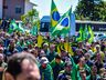 Imagens: Manifestantes pedem intervenção Federal em frente ao 14ºRCMec