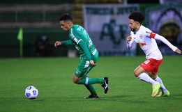 Chape estreia no Brasileiro com derrota em casa para o Red Bull Bragantino