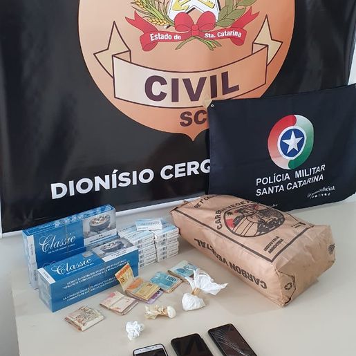 Polícias Civil e Militar prendem quatro pessoas por associação ao tráfico de drogas