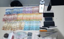 Homem é preso em flagrante com drogas e materiais usados no tráfico em SMO