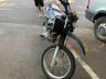 Motociclista é arremessado contra van em colisão em SMOeste 