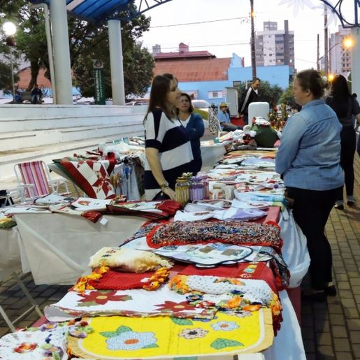Feira de Artesanato ocorre neste domingo em São Miguel do Oeste