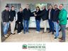 APAE de Guarujá do Sul recebe veículo e investimento em energia solar 