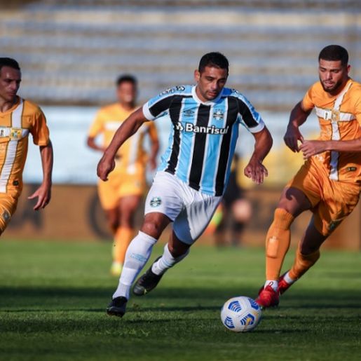 Em jogo fraco Grêmio empata com Brasiliense e está nas oitavas da Copa do Brasil