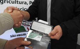 Programa Bônus Agrícola recarrega cartões de agricultores em SMO