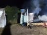 Duas residências são destruídas por incêndios durante a madrugada na Região