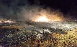 Bombeiros de Cunha Porã combatem incêndio em área de vegetação