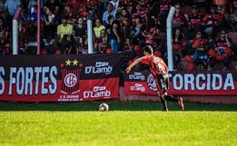 Clube Esportivo Guarani disputa a grande final do regional contra o Aliança