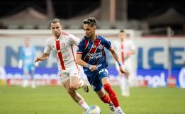 Inter marca no fim e arranca empate com o Bahia em Salvador