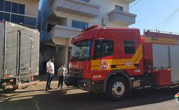 VÍDEO: bombeiros atendem princípio de incêndio no centro 