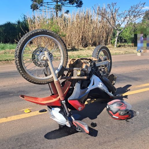 Motociclista fica ferido em colisão na SC-160 em Campo Erê