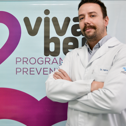 VIVA-BEM: Luz da tela do computador e os efeitos na visão
