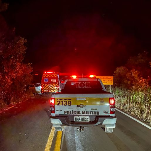 VÍDEO: Saída de pista mobiliza Bombeiros e PMRv em São Miguel do Oeste