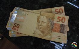 Salário mínimo de R$ 1.100 passa a valer hoje em 21 estados e no DF