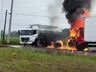 Caminhões colidem em rodovia de Palmitos e um deles pega fogo