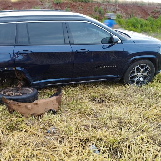 Motorista foge após batida entre dois carros na SC-163 em SMO