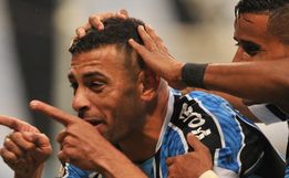 VÍDEO: Grêmio perde para o Caxias, mas sagra-se tricampeão gaúcho