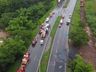 Ônibus cai em ribanceira e deixa 5 mortos e dezenas de feridos em Goiás