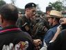 Exército entrega boinas pretas aos novos soldados em São Miguel do Oeste