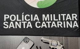 Polícia prende homem armado após ameaça a funcionários de casa de shows em Maravilha