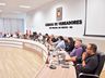  Vereadores rejeitam veto do prefeito ao projeto que trata do recuo frontal em residências