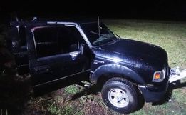 Saída de pista seguida de queda em ribanceira fere motorista na BR-163