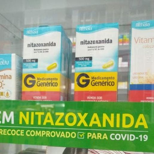 Farmácia vende remédio como "tratamento comprovado" para Covid