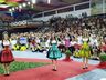 Tainá Dill é a rainha da 42ª Oktoberfest