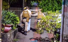 Homem com mandado de prisão por tráfico é preso durante abordagem em SMOeste