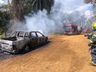  Carro é destruído pelo fogo em Campo Erê