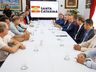 Jorginho Mello recebe acordo para reajuste de 7,2% no piso regional de 2025