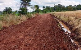 Servidores agilizam obras de recuperação da malha viária em Anchieta