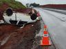 Carro é encontrado capotado e abandonado na BR-163 em Guarujá do Sul