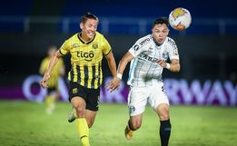 Grêmio ganha no Paraguai e abre vantagem na Libertadores
