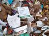 VÍDEO: moradores encontram grande quantidade de lixo jogado ao lado de estrada